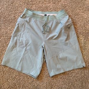 Lululemon Men’s Train to Beach Shorts